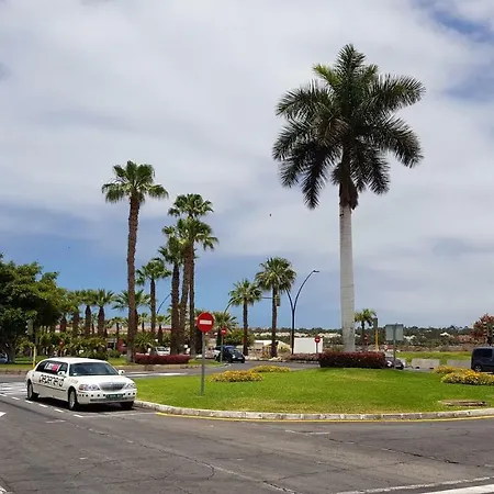 Los Cristianos Valdes Center 3 * 洛斯克里斯蒂亚诺斯